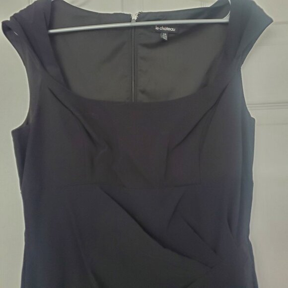 Le Chateau Size Large - Picture 8 of 9